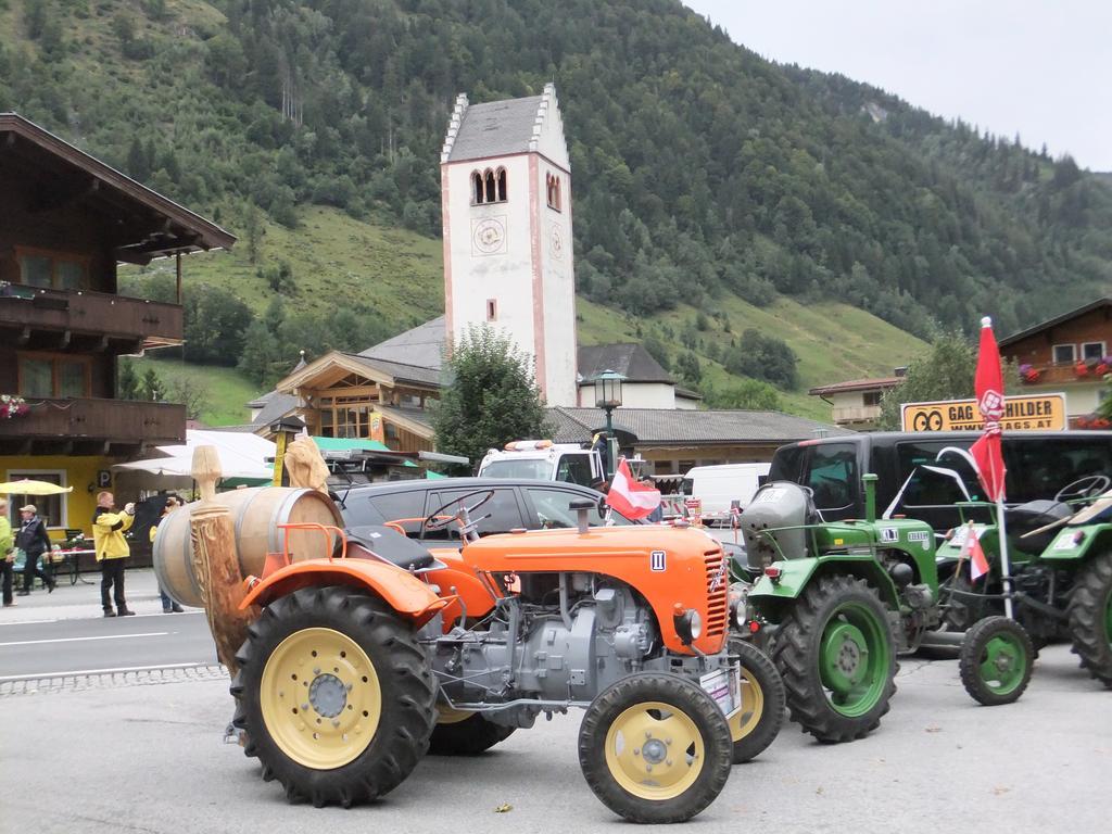 Apart-Pension Oberreiter Fusch an der Grossglocknerstrasse Eksteriør bilde